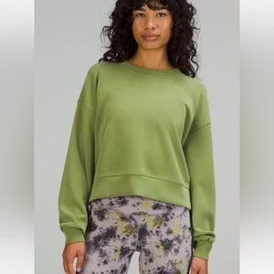Lululemon perfectly oversized crop crew size 4 green foliage softstreme material